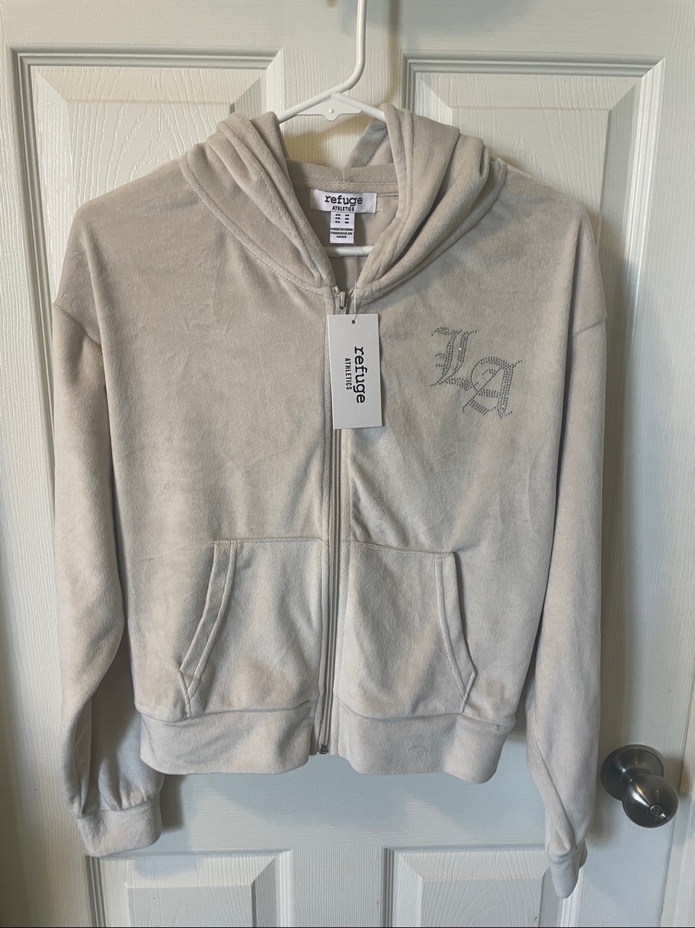 Refuge Athletics LA Hoodie Jacket Womens M Beige Velour Rhinestone NWT